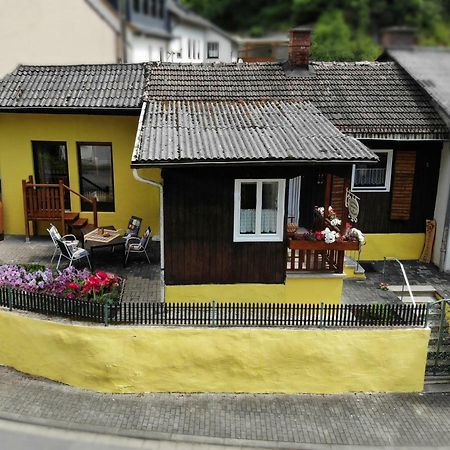Ferienhaus Am Traumpfad Hatzenport Экстерьер фото
